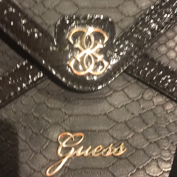 Y2K GUESS Black Croc Embossed Guess Clutch/Wristlet - Picture 3 of 5